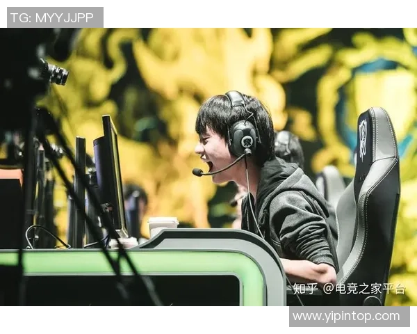 杨强专访:从职业选手到电竞教练的英雄联盟成长之路回顾